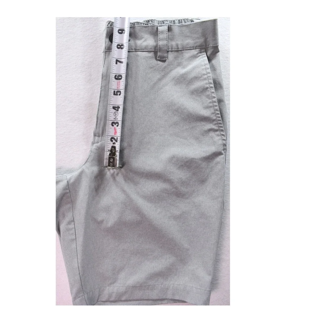 Banana Republic Core Temp Mens Gray Stretch Elastic Waist Shorts Size 30